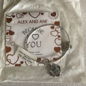 Alex and Ani Expandable Wire Bracelet Because I love you, Mom III